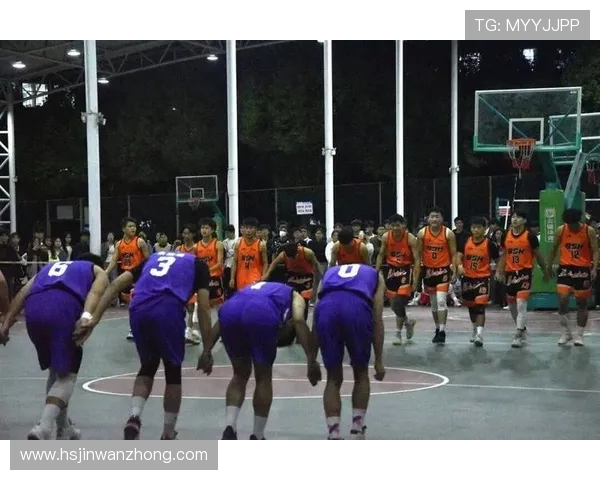 篮球激情燃动青春赛场展现团队拼搏与梦想追逐的精彩瞬间