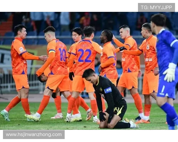 巴萨与央视网的精彩对决引发球迷热议与媒体关注 巴萨与央视网的精彩对决引发球迷热议与媒体关注