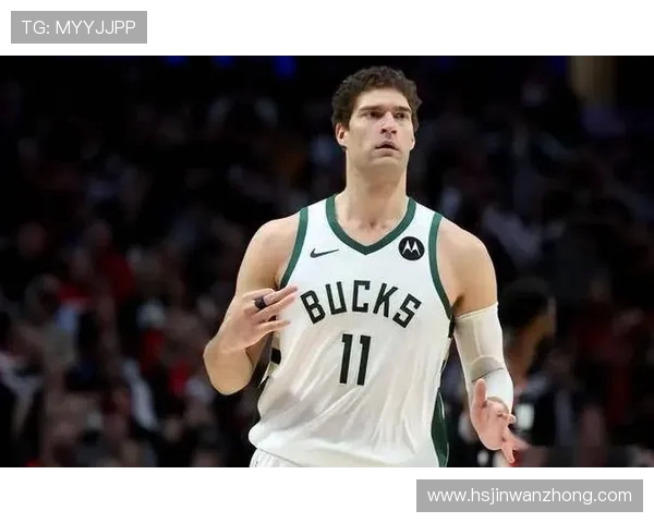 布鲁克洛佩斯：从角色球员到NBA顶尖中锋的华丽转身